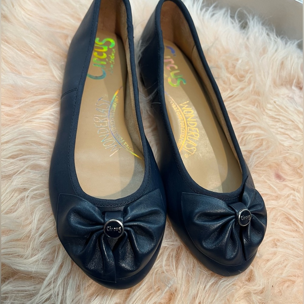 Navy blue  flats with a bow